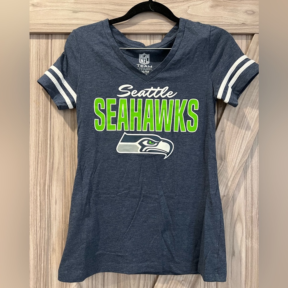 Seahawks shirt women’s size xs